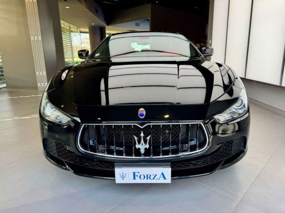 Maserati Ghibli usata a Torino (2)