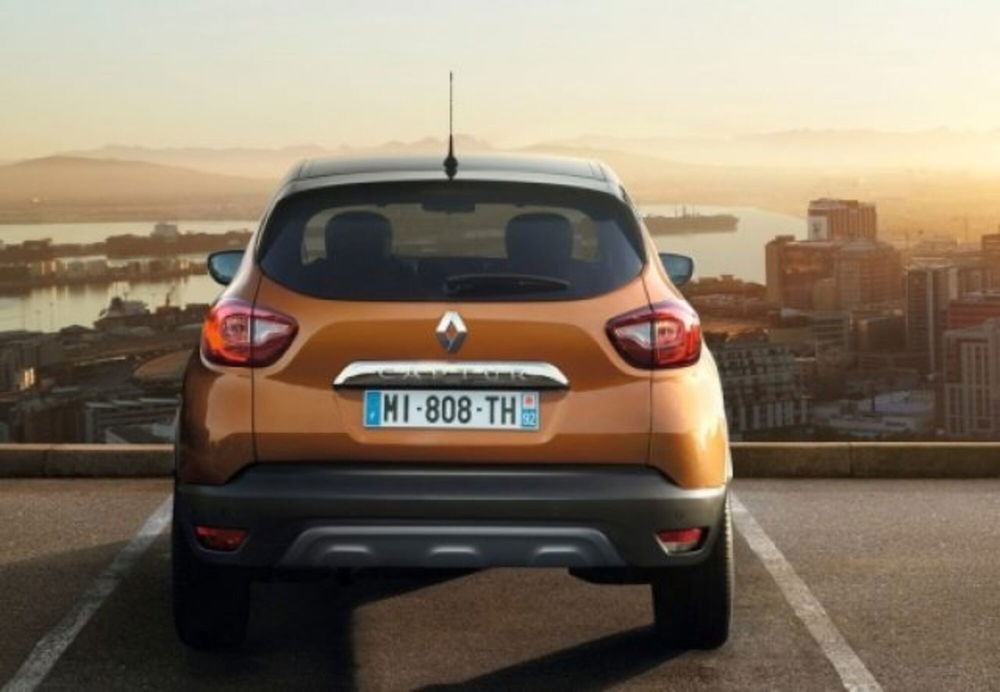 Renault Captur usata a Teramo (18)