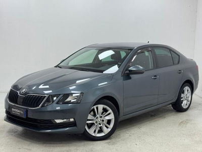 Skoda Octavia Station Wagon 2.0 TDI CR 4x4 DSG Wagon RS  del 2018 usata a Lurate Caccivio