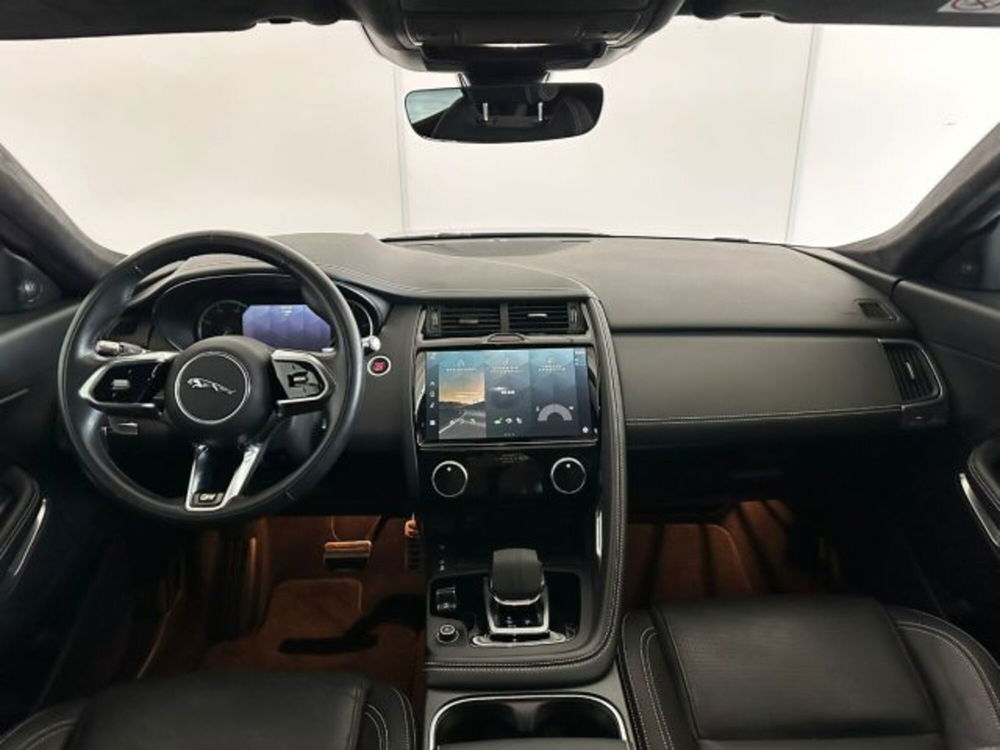 Jaguar E-Pace usata a Modena (4)