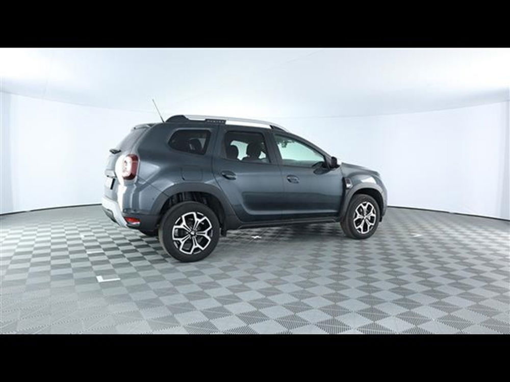 Dacia Duster usata a Piacenza (14)