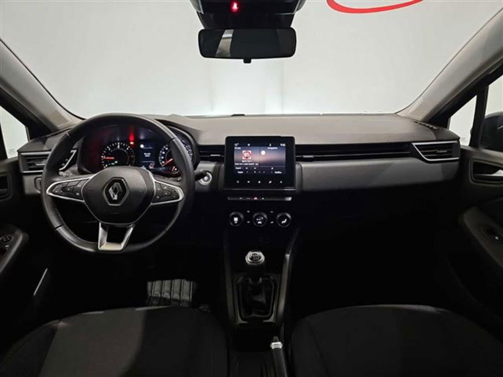 Renault Clio usata a Palermo (9)