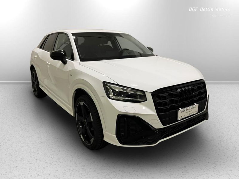 Audi Q2 Q2 30 TDI S tronic Identity Black  del 2024 usata a Piove di Sacco