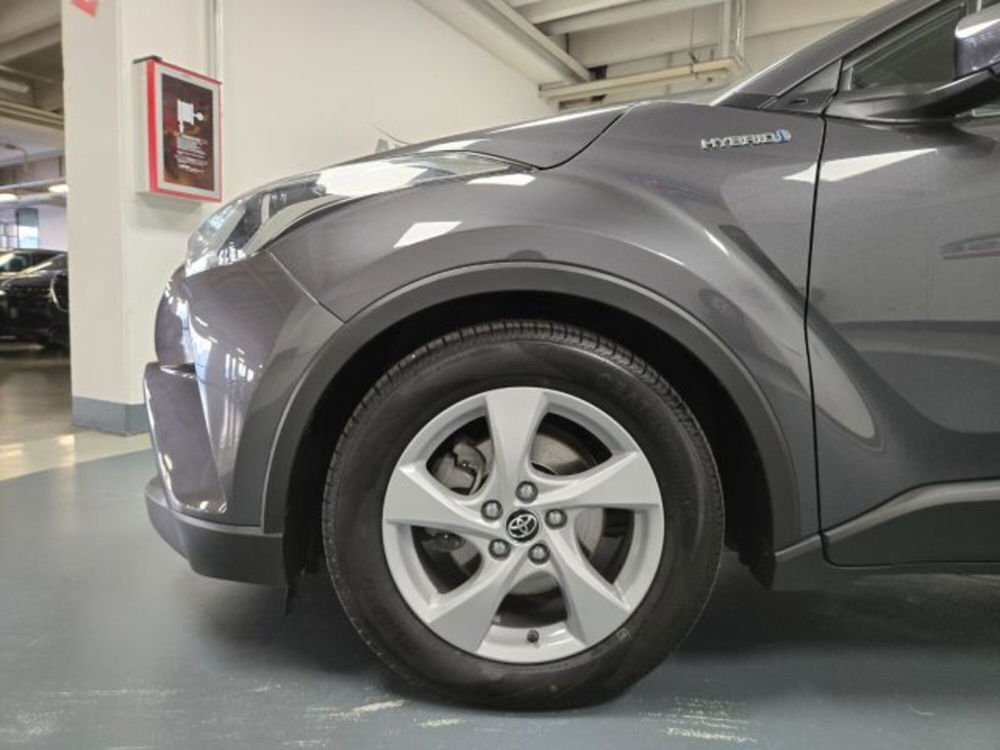 Toyota Toyota C-HR usata a Brescia (3)