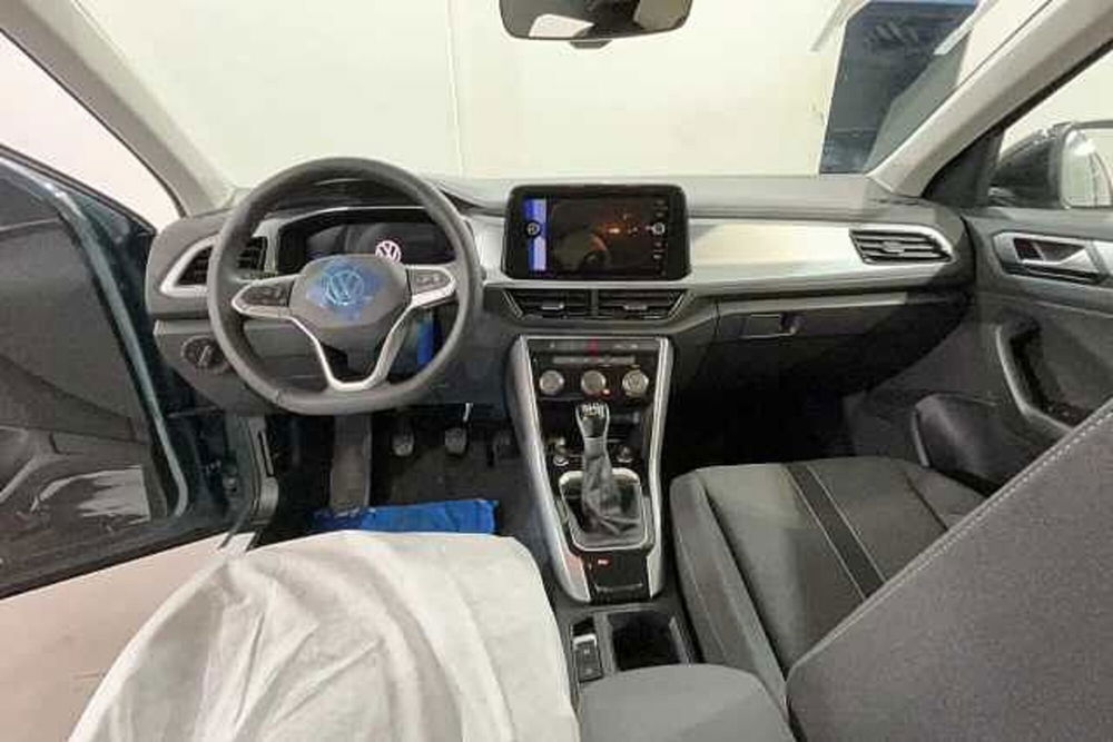 Volkswagen T-Roc nuova a Napoli (3)