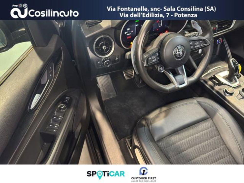 Alfa Romeo Stelvio usata a Salerno (16)