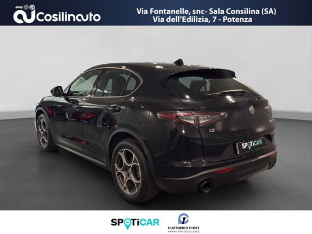 Alfa Romeo Stelvio usata a Salerno (3)