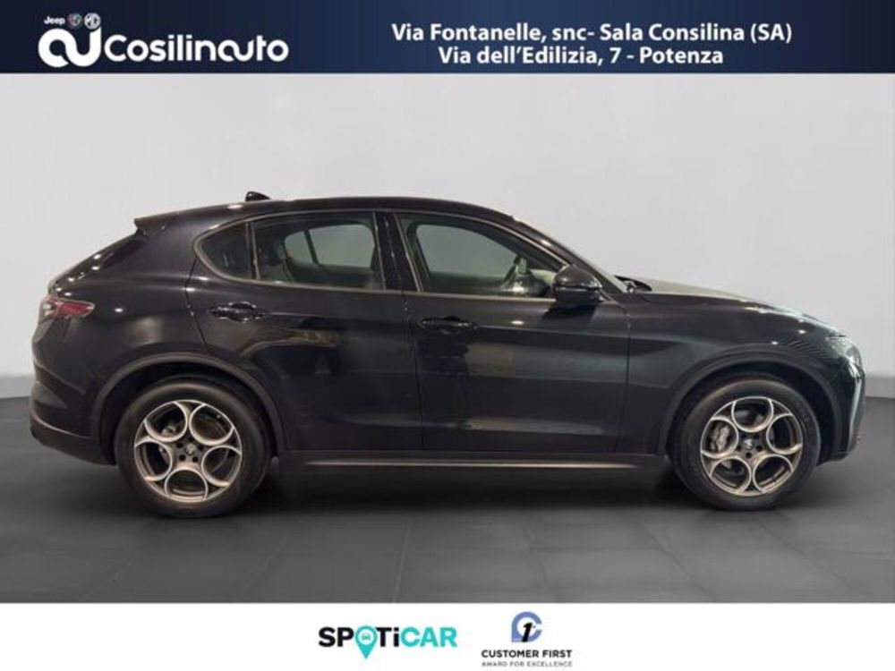 Alfa Romeo Stelvio usata a Salerno (6)