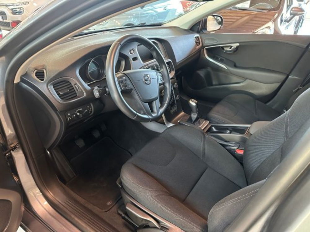 Volvo V40 usata a Vicenza (6)