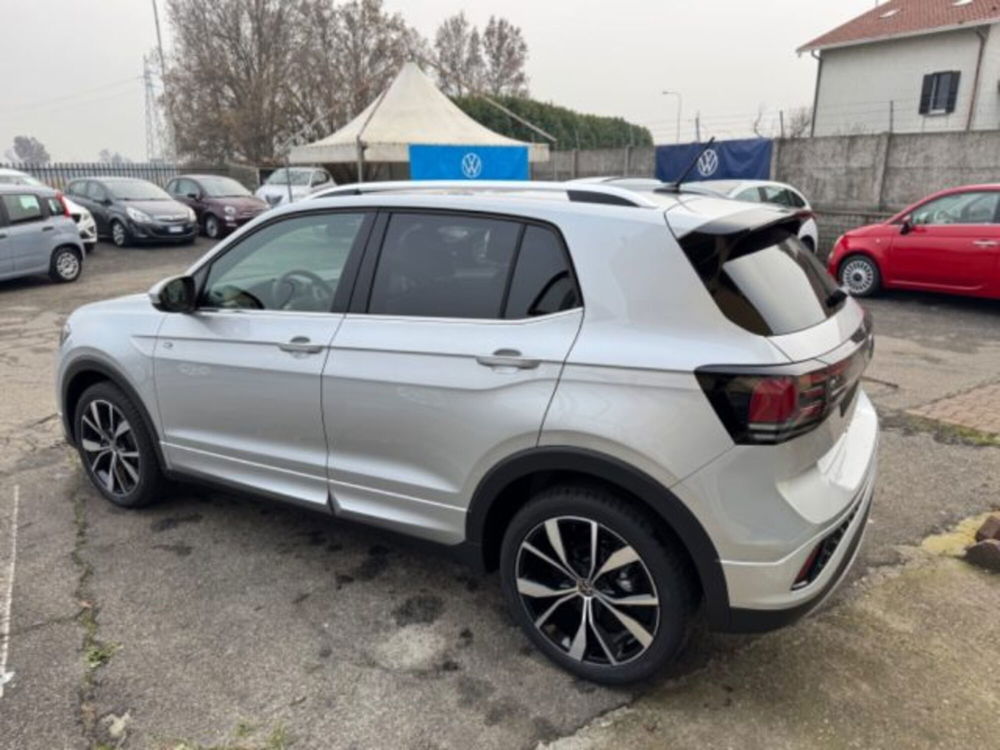 Volkswagen T-Cross nuova a Milano (3)