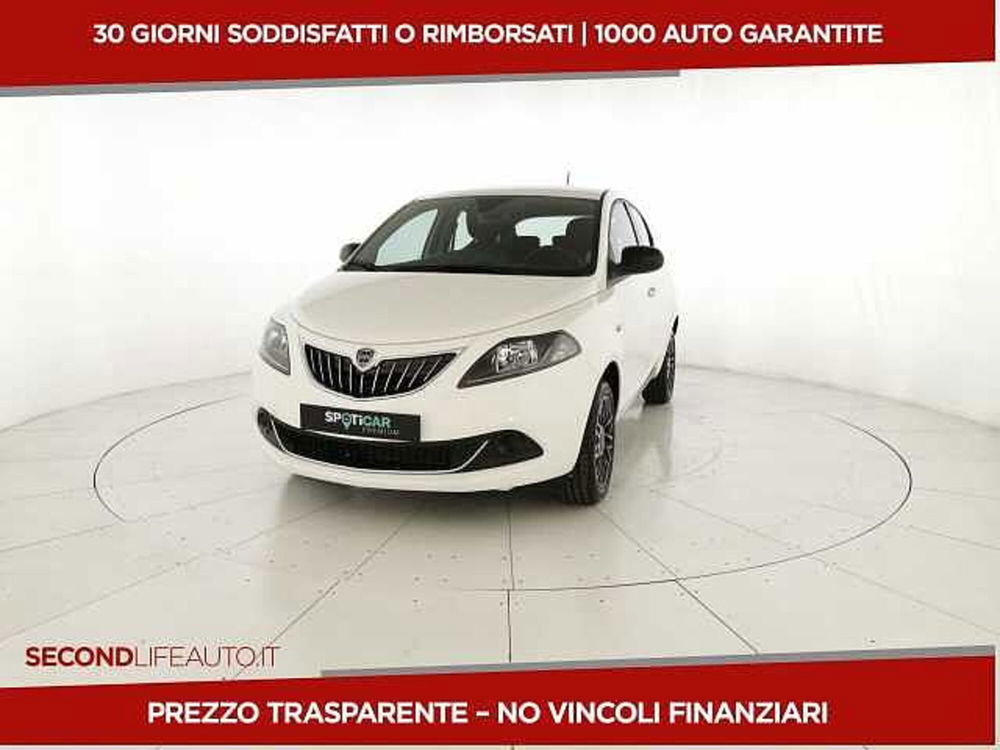 Lancia Ypsilon nuova a Chieti