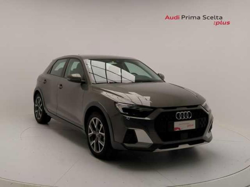 Audi A1 citycarver 30 TFSI  del 2021 usata a Pratola Serra