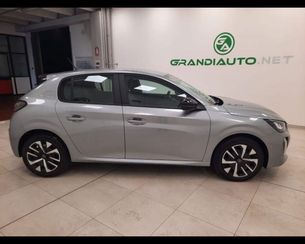 Peugeot 208 nuova a Alessandria (10)