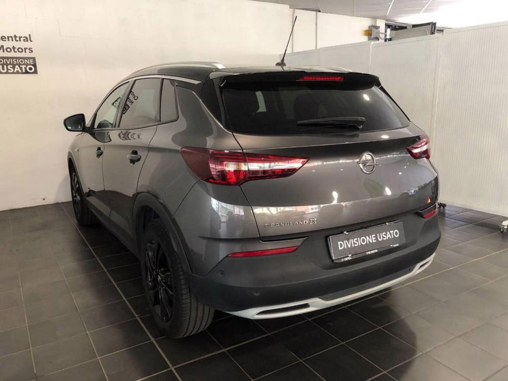 Opel Grandland X nuova a Torino (5)