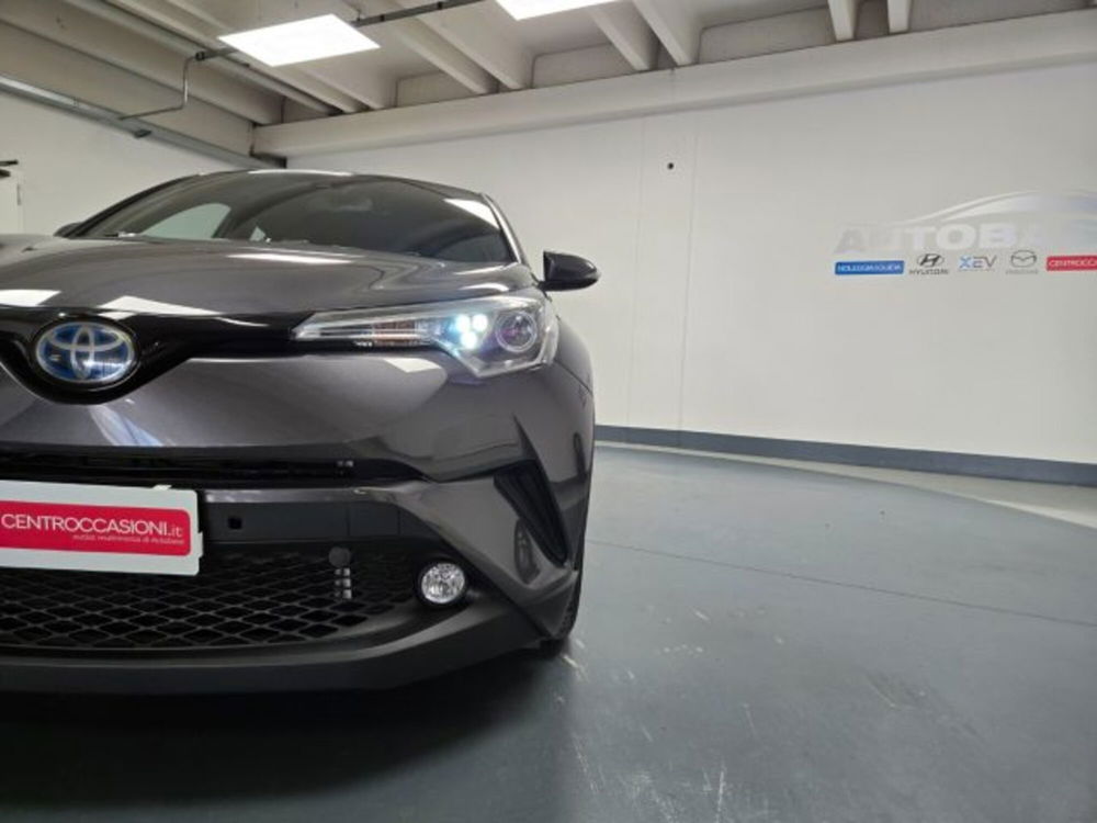 Toyota Toyota C-HR usata a Brescia (18)