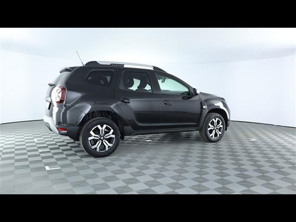 Dacia Duster usata a Piacenza (11)