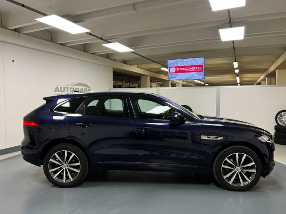 Jaguar F-Pace usata a Brescia (5)