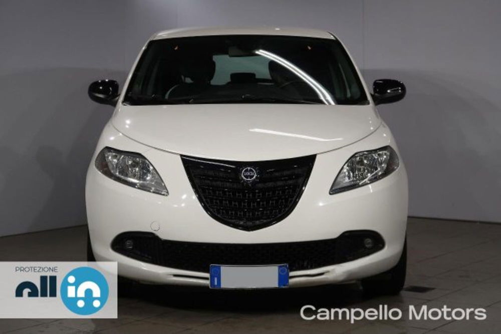 Lancia Ypsilon usata a Venezia (2)