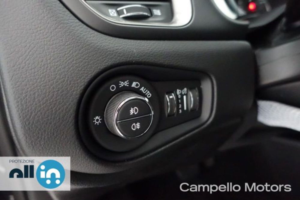 Jeep Renegade nuova a Venezia (12)