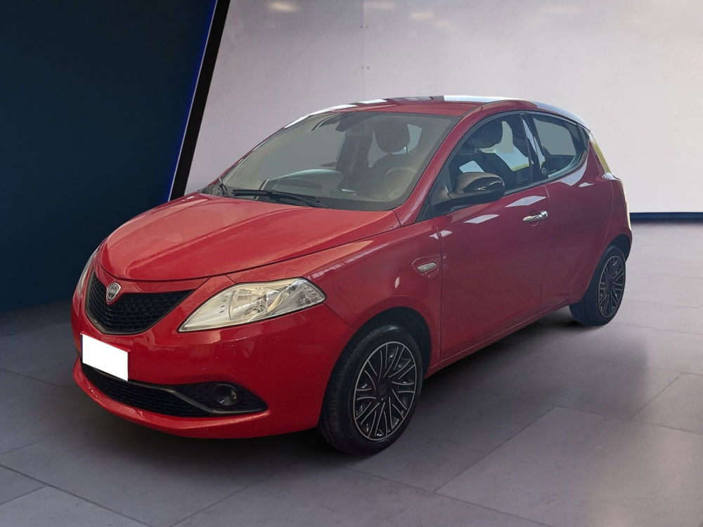 Lancia Ypsilon usata a Torino (2)