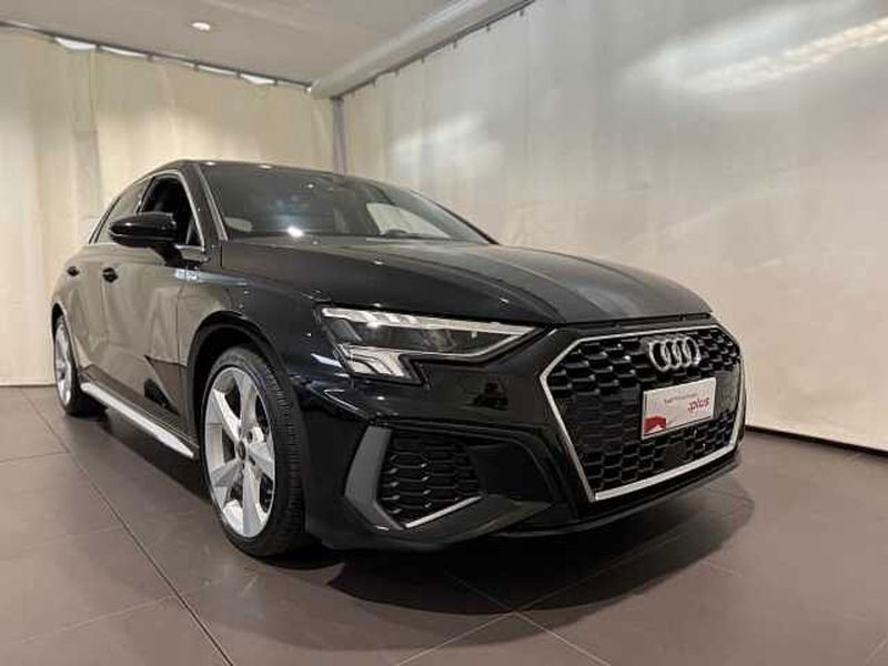 Audi A3 Sportback 30 TDI S tronic S line edition del 2024 usata a Genova