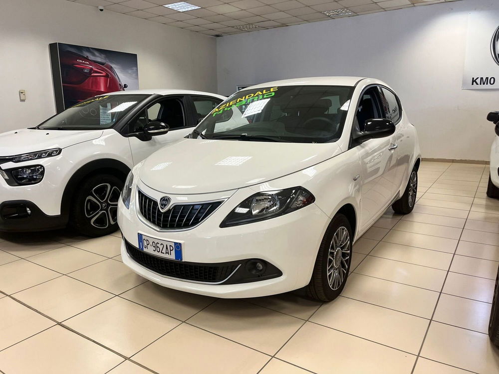 Lancia Ypsilon usata a Milano