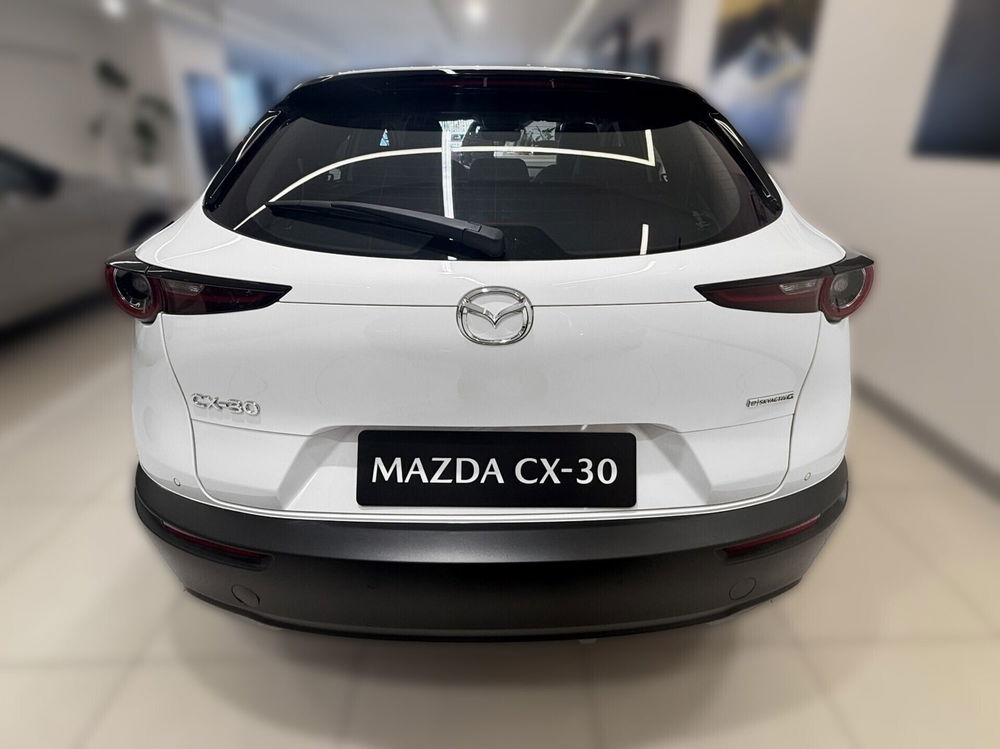 Mazda CX-30 nuova a Napoli (5)