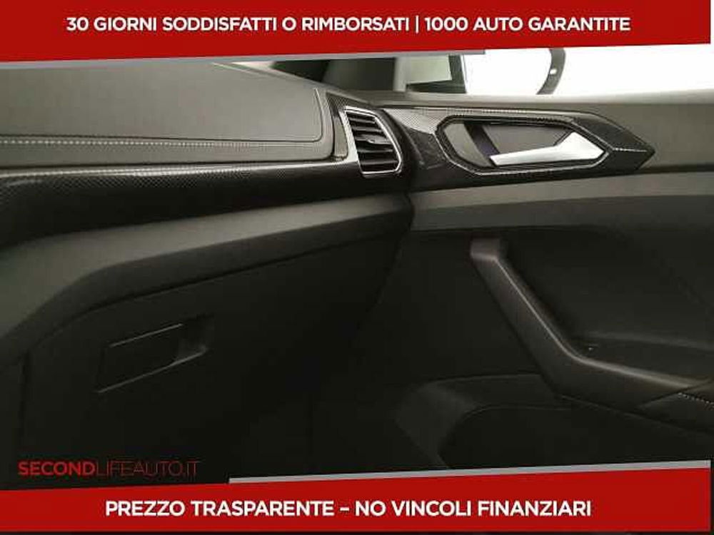 Volkswagen T-Cross nuova a Chieti (17)