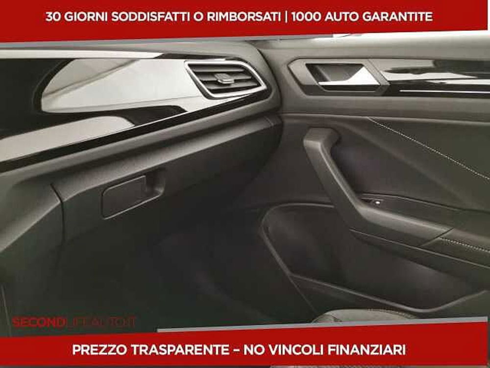 Volkswagen T-Roc nuova a Chieti (17)