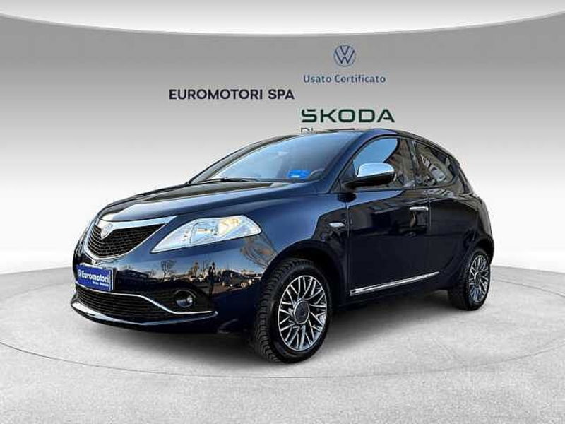 Lancia Ypsilon 1.2 69 CV 5 porte Gold  del 2020 usata a Grosseto