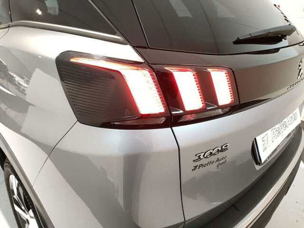 Peugeot 3008 usata a Teramo (8)