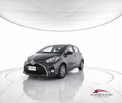 Toyota Yaris 1.D-4D 5 porte Lounge  del 2015 usata a Viterbo