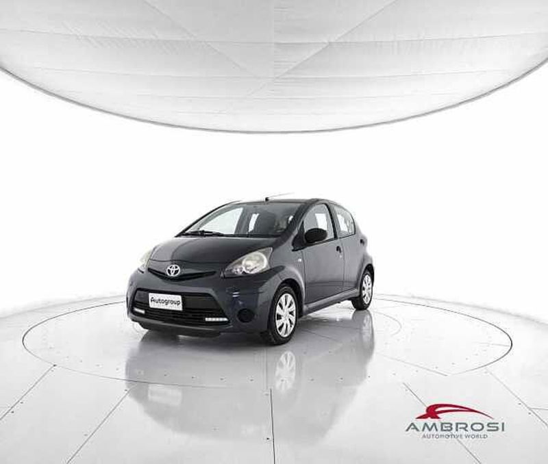 Toyota Aygo 1.0 12V VVT-i 5 porte Edition  del 2013 usata a Viterbo