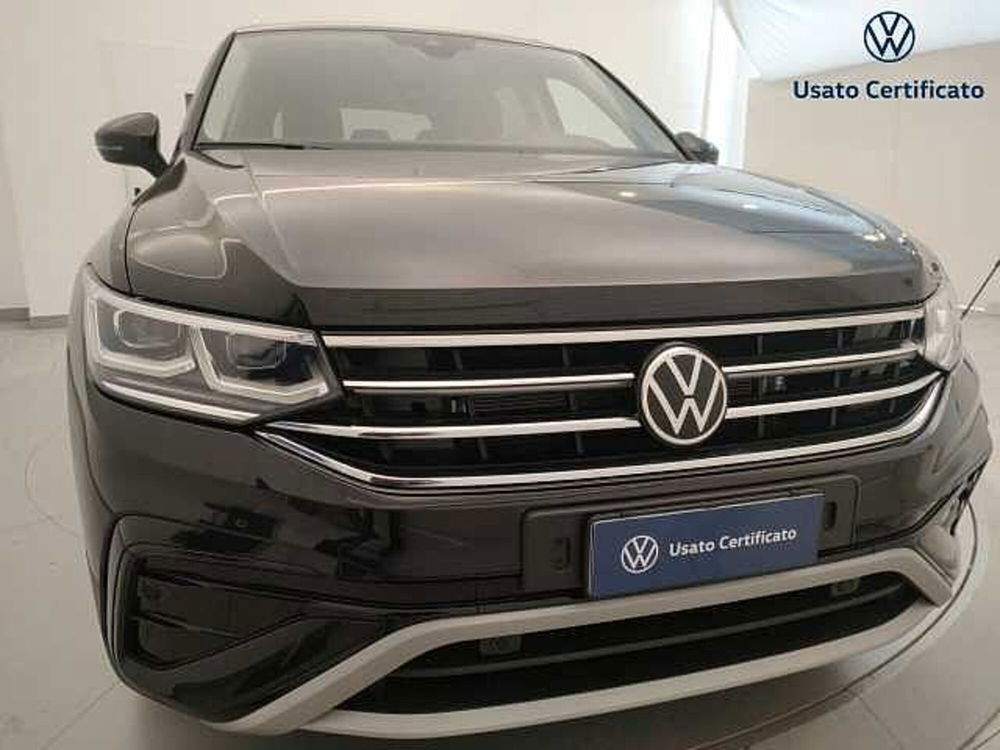 Volkswagen Tiguan nuova a Varese (6)