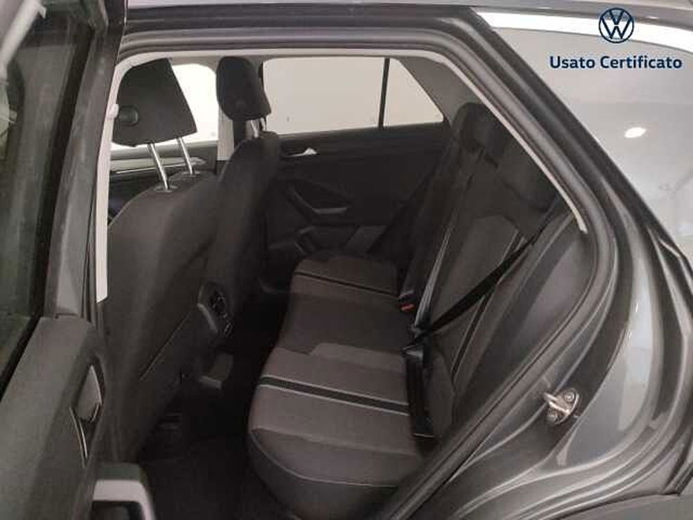 Volkswagen T-Roc usata a Varese (11)