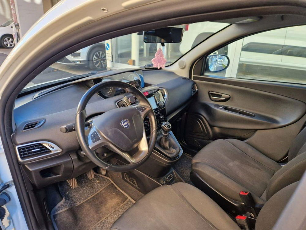 Lancia Ypsilon usata a Cuneo (6)