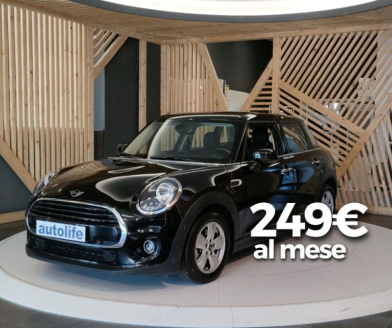 MINI Mini Clubman Clubman 1.5 Cooper Essential auto del 2020 usata a Lamezia Terme