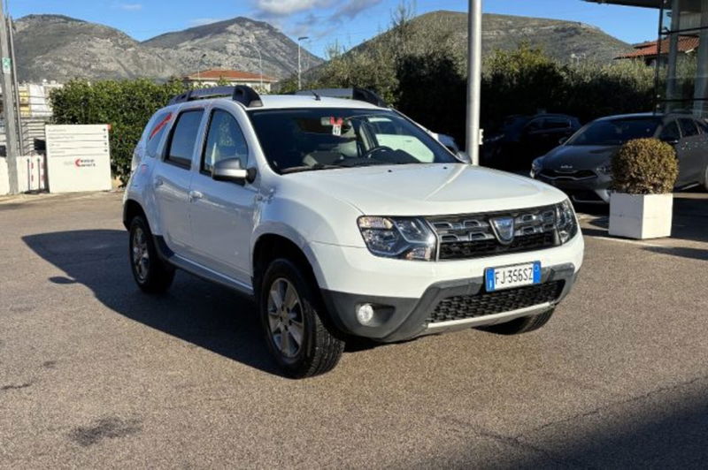 Dacia Duster 1.6 115CV Start&amp;Stop 4x2 GPL Laur&eacute;ate  del 2017 usata a Fondi