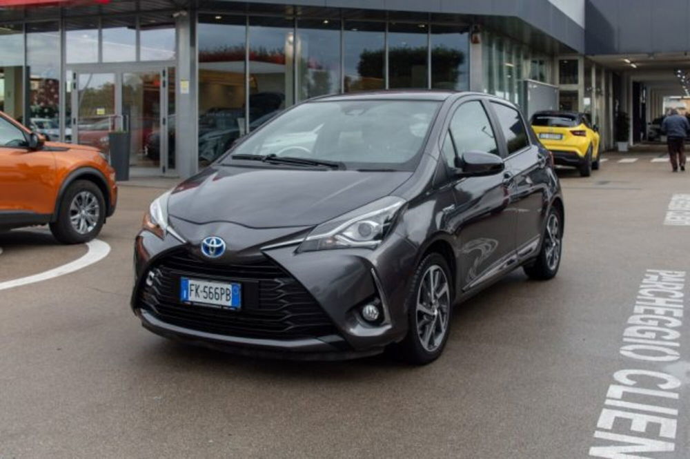 Toyota Yaris Cross usata a Latina (3)