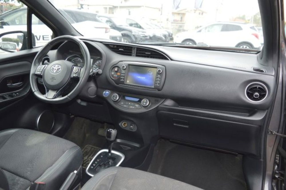 Toyota Yaris Cross usata a Latina (9)