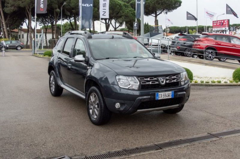 Dacia Duster 1.6 110CV 4x2 GPL Laur&eacute;ate  del 2015 usata a Fondi