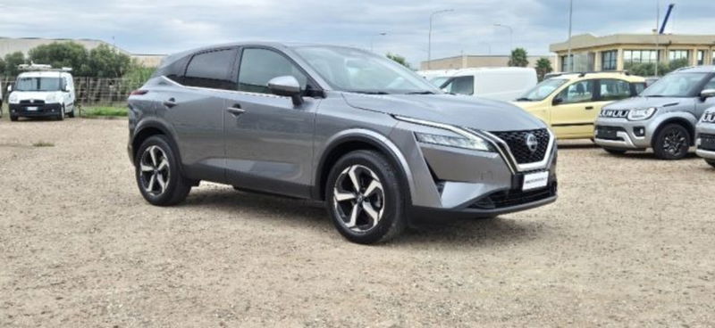 Nissan Qashqai 1.3 mhev N-Connecta 4wd 158cv xtronic del 2023 usata a Oristano