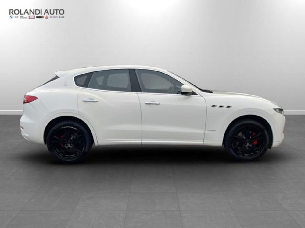 Maserati Levante usata a Alessandria (8)