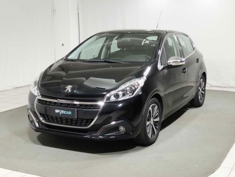 Peugeot 208 75 5 porte Allure  del 2017 usata a Caspoggio