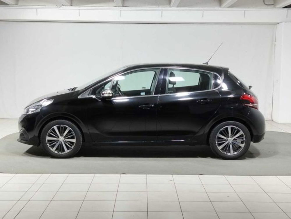 Peugeot 208 usata a Sondrio (2)