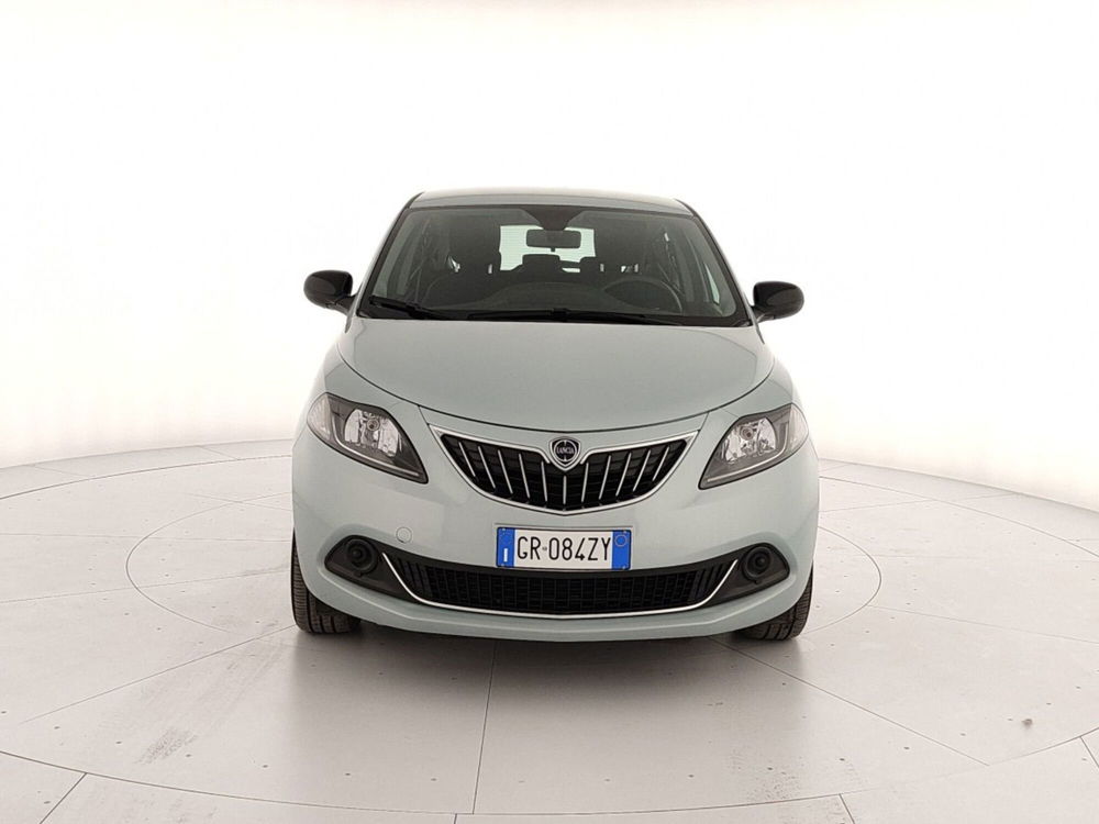 Lancia Ypsilon usata a Caserta (2)