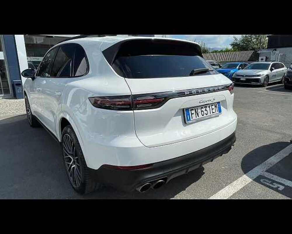 Porsche Cayenne usata a Napoli (3)