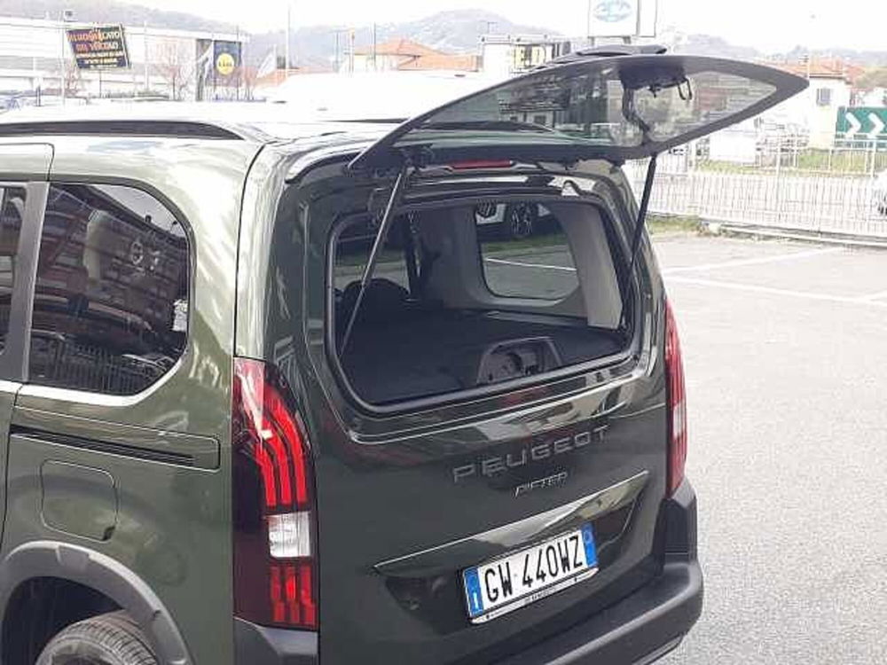 Peugeot Rifter nuova a La Spezia (8)