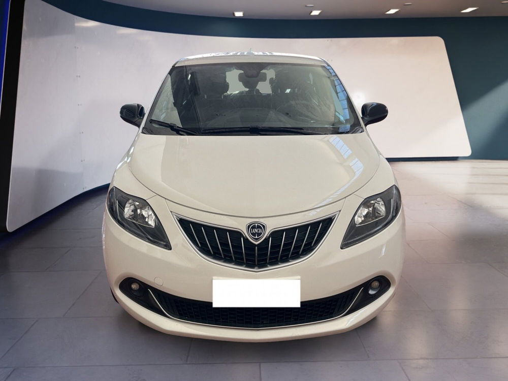 Lancia Ypsilon usata a Torino (14)