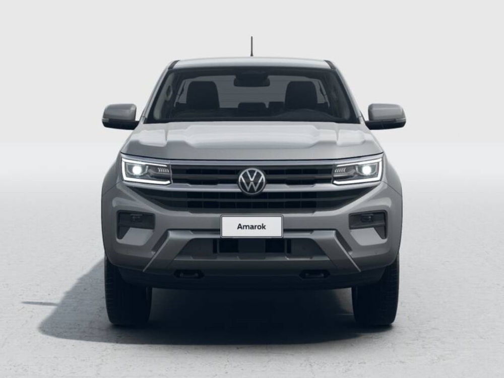 Volkswagen Amarok nuova a Novara (5)